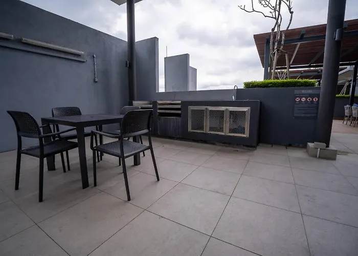 Neu Suites By Cozy Unit L20Rb Near Klcc & Jelatek Lrt