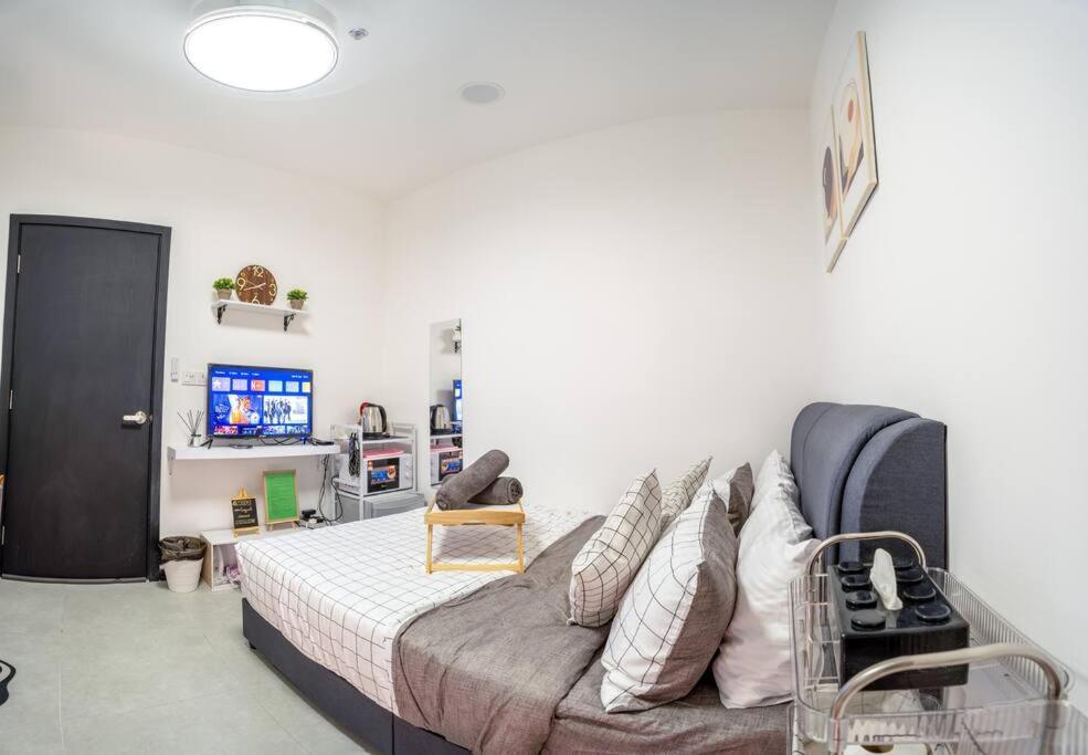Neu By Cozy Unit L20rb Near Klcc & Jelatek Lrt * Kuala Lumpur